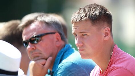 Mačą stebėjo ir R.Berankis su treneriu R.Balžeku