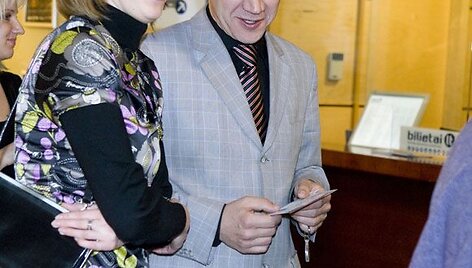 Naglis &Scaron;ulija su drauge