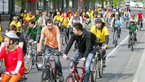 Žygyje &bdquo;Savu dviračiu į Europą&ldquo; dalyvavo per 300 dviratininkų.