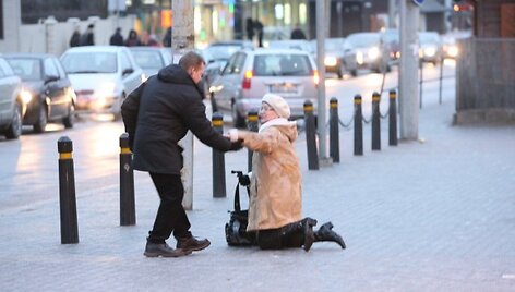 Gausiau pasnigus, esant plik&scaron;alai labiausiai nukenčia pėstieji &ndash; medikai jų sulaukia 2&ndash;3 kartus daugiau negu įprastai.
