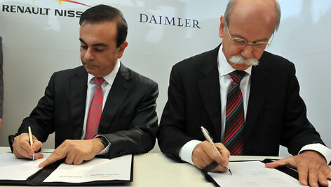 Carlosas Ghosnas ir Dr. Dieteris Zetsche