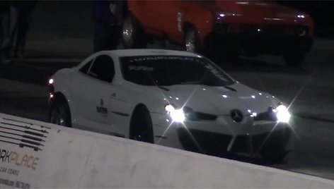 „Mercedes-Benz SLR“