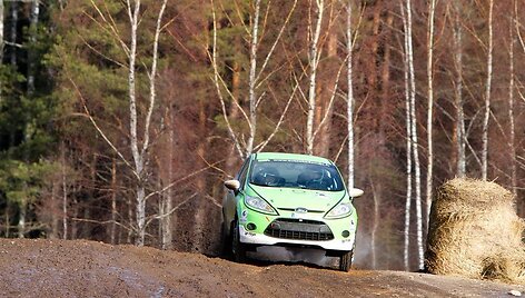 &bdquo;OKarte Autosporta Akademija&ldquo; organizuotų &bdquo;Ford Fiesta R2&ldquo; bandymų Latvijoje akimirka