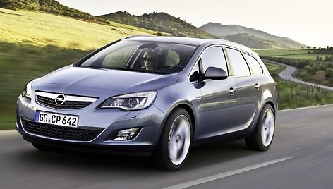 „Opel Astra Sports Tourer“