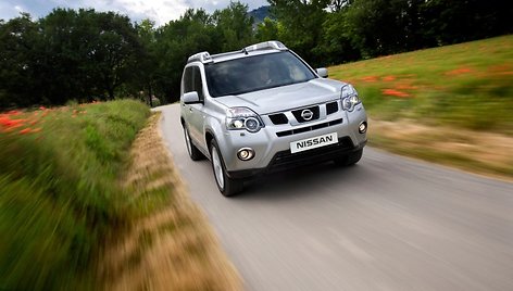 Atnaujintas „Nissan X-Trail“