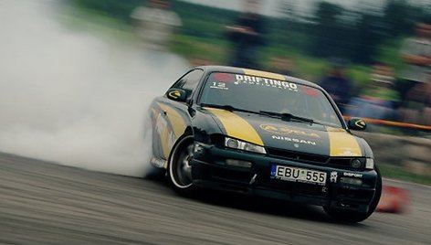 „Drifto" klubas D1SPORT sieks suruošti vaikų globos namų auklėtinius į mokyklą