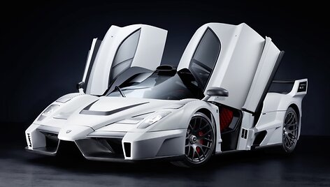 &bdquo;Gemballa MIG&ndash;U1&ldquo; &ndash; patobulintas &bdquo;Ferrari Enzo&ldquo;