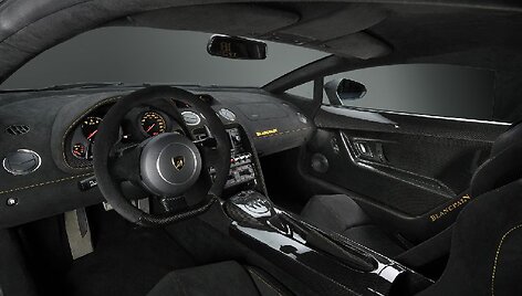 &bdquo;Lamborghini&ldquo; su laikrodžių gamintoju sukūrė lengviausią &bdquo;Gallardo&ldquo; 