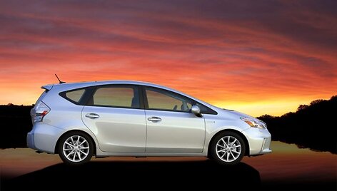 &bdquo;Toyota Prius V&ldquo; hibridinis minivenas