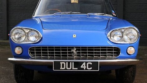 Pirmasis Jonho Lennono automobilis &ndash; &bdquo;Ferrari 330 GT&ldquo;