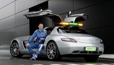 &bdquo;Mercedes-Benz SLS AMG&ldquo; ir Berndas Meilanderis