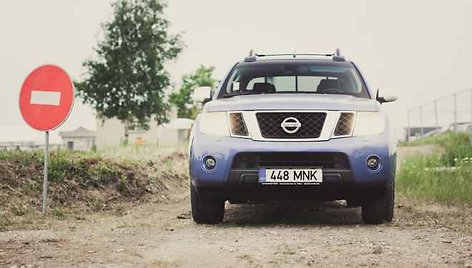 „Nissan Navara“ – nieko nebijantis