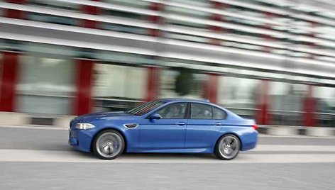 2012 m. BMW M5