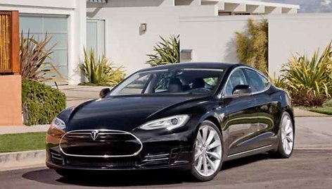 „Tesla Model S“ – galutinis variantas