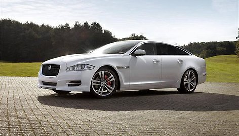 „Jaguar XJ“ su „Sport“ paketu