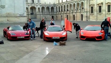 &bdquo;TopGear&ldquo; vyrukai pastebėti Italijoje