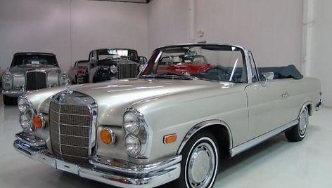 „Mercedes-Benz 220SE Convertible“ iš „Pagirių Las Vegase“