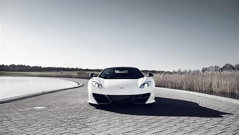 „McLaren MP4-12C High Sports“