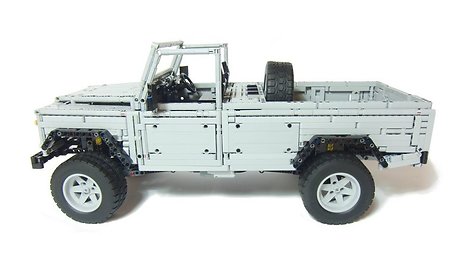 Iš „Lego“ kaladėlių pagamintas „Land Rover Defender“