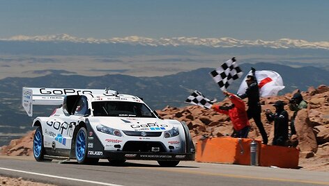 &bdquo;Pikes Peak Hill Climb&ldquo; lenktynių akimirka