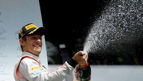 Belgijos GP lenktynių nugalėtojas Jensonas Buttonas