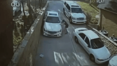 Plikomi rankomis automobilio nesustabdysi