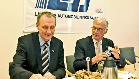 Lietuvoje lankėsi FIA pirmojo regiono vadovai J. Bangsgardas ir W. Krausas