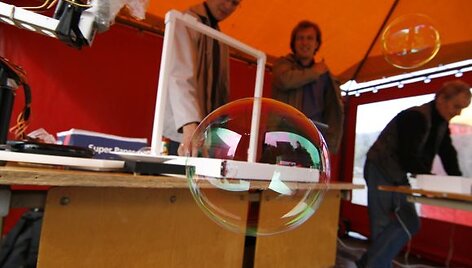 Festivalis vyks trijuose miestuose: Vilniuje, Kaune ir Klaipėdoje.