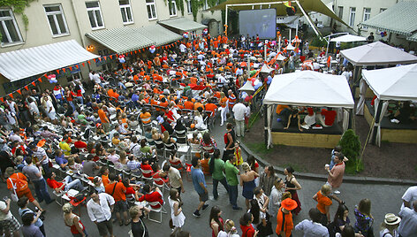 Futbolo čempionato 2010 transliacija