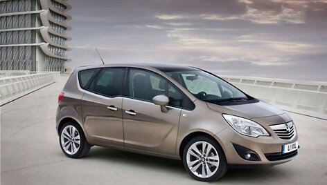 Atskleistas &bdquo;Opel Meriva&ldquo; interjeras