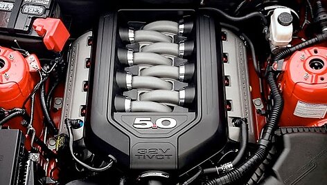 Atnaujintame &bdquo;Ford Mustang GT&ldquo; &ndash; galingesnis motoras
