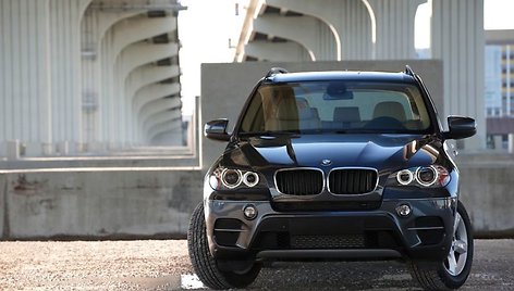 Atnaujintame BMW X5 – nauji varikliai