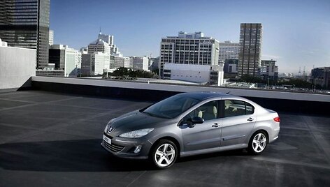 &bdquo;Peugeot 408&ldquo; pristatytas Kinijai