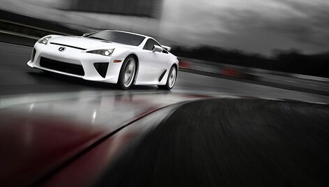 &bdquo;Lexus LF-A&ldquo; &ndash; žingsnis į superautomobilius