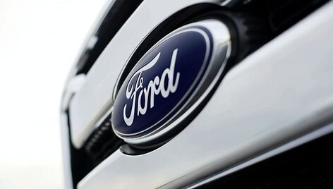 &bdquo;Ford&rdquo; planuoja at&scaron;aukti 4,5 milijono automobilių