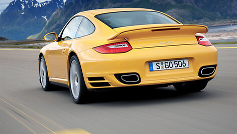 Atnaujintas &bdquo;Porsche 911 Turbo&ldquo; &ndash; 500 AG jėgos