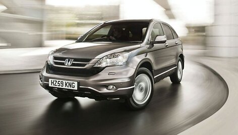 Atnaujintas &bdquo;Honda CRV&ldquo; pakito nežymiai