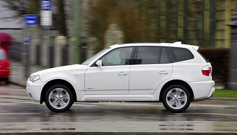 &bdquo;BMW X3 xDrive 18d&ldquo; bus itin ekonomi&scaron;kas