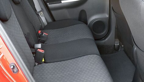 &bdquo;Toyota Urban Cruiser&ldquo; &ndash; žvilgsnis i&scaron; arčiau