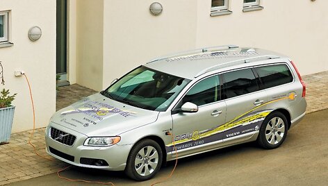 &bdquo;Volvo&ldquo; ir &bdquo;Vattenfall&ldquo; hibridui prireiks dyzelio arba elektros