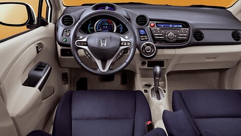 J. Clarksonas: &bdquo;Honda Insight&ldquo; - pats blogiausias automobilis