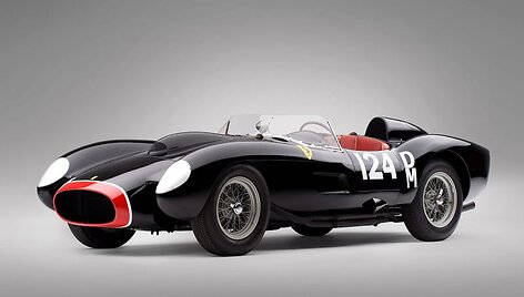 Legendinis &bdquo;Ferrari 250 Testa Rossa&ldquo; parduotas už rekordinę kainą