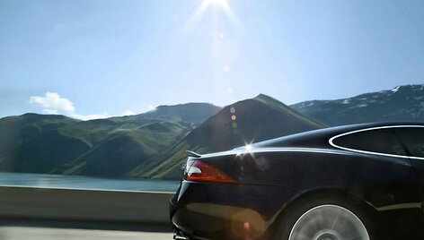 Dar greitesnis ir galingesnis &bdquo;Jaguar XKR&ldquo;