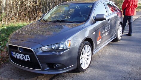 &bdquo;Mitsubishi Lancer Sportback&ldquo; debiutas Lietuvos keliuose