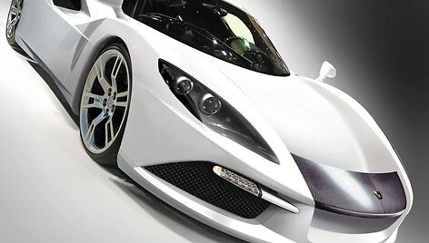 Pristatomas &bdquo;Arash AF10&ldquo; superautomobilis