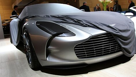 &bdquo;Aston Martin one-77&ldquo; &ndash; &scaron;ydas jau praskleistas
