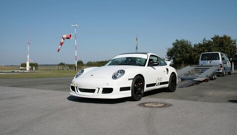 &bdquo;9FF Porsche 911 Draxster&ldquo; &ndash; pasiruo&scaron;ęs &bdquo;drago&ldquo; lenktynėms