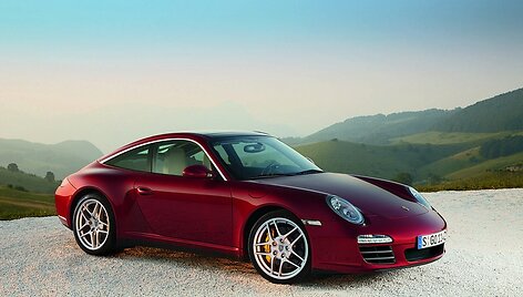 &bdquo;Porsche 911 Targa&ldquo; &ndash; auk&scaron;čiau tik dangus