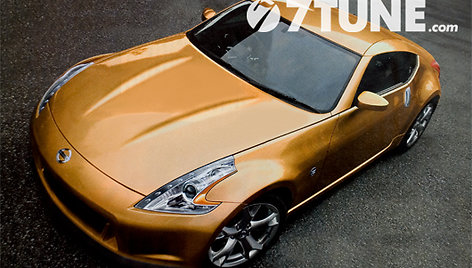 Laukiama „Nissan 370Z” pasirodymo