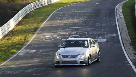 „Cadillac CTS-V“ bandymai Nurburgringe